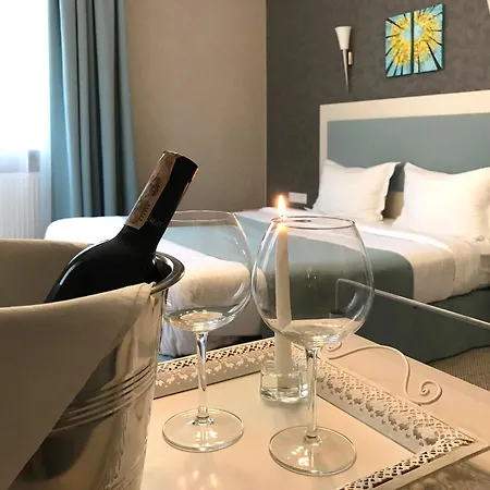 Hotel Penthouse In Eney