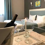 Hotel Penthouse In Eney