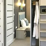 Penthouse In Eney Hotel