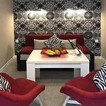 Penthouse In Eney Hotel