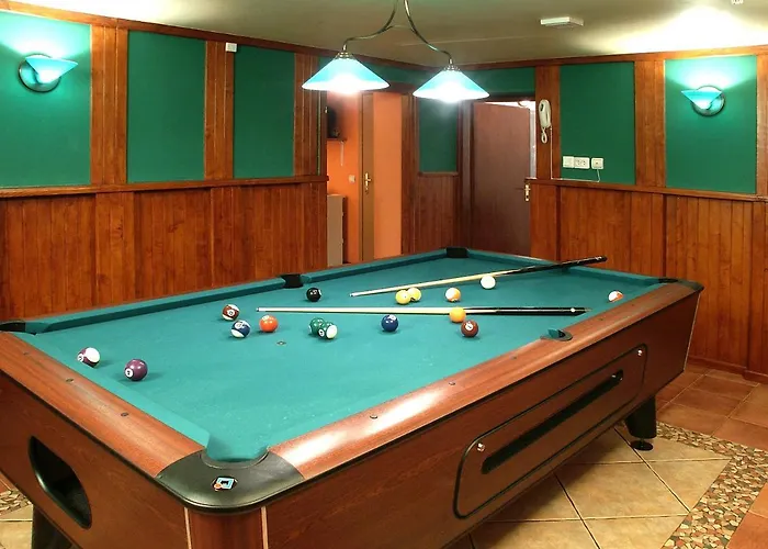 Penthouse In Eney מלון לבוב