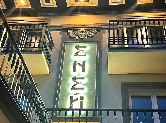 Отель Penthouse In Eney *