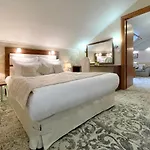 Penthouse In Eney * Lviv