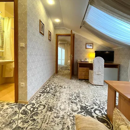 Penthouse In Eney Lviv