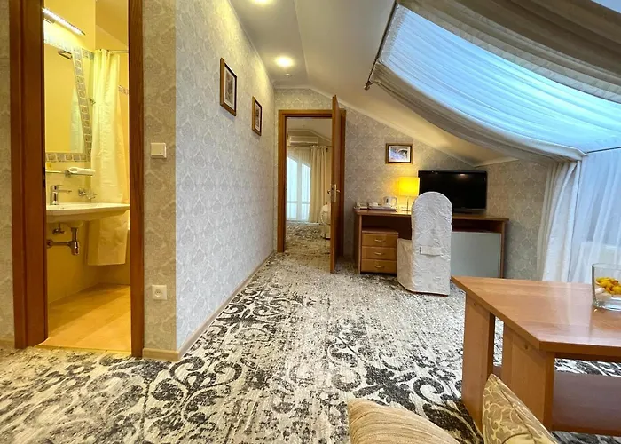 Penthouse In Eney Leopoli